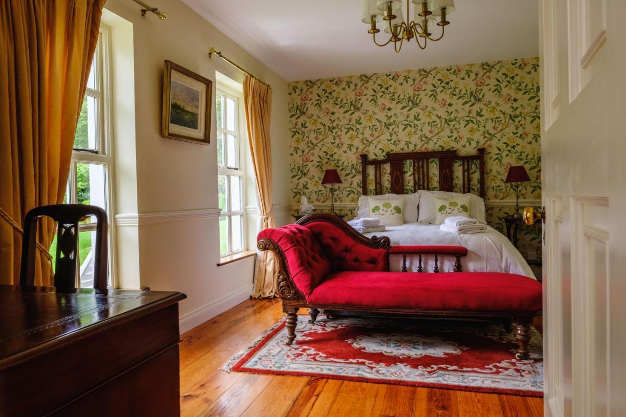 Brooklawn House Bed And Breakfast Mohill Exterior photo
